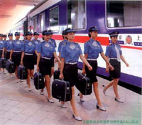 Ӣ���Sˬ�ĳ˄�(w��)�M